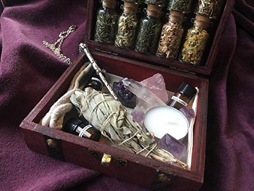 Witchcraft Travel Kit Travel Altar kit Potion Making kit Travel Apothecary kit Crystal Witchcraft Potion kit Wooden Box Witch kit sage Incense Rose Quartz Crystals sage Bundles palo Santo