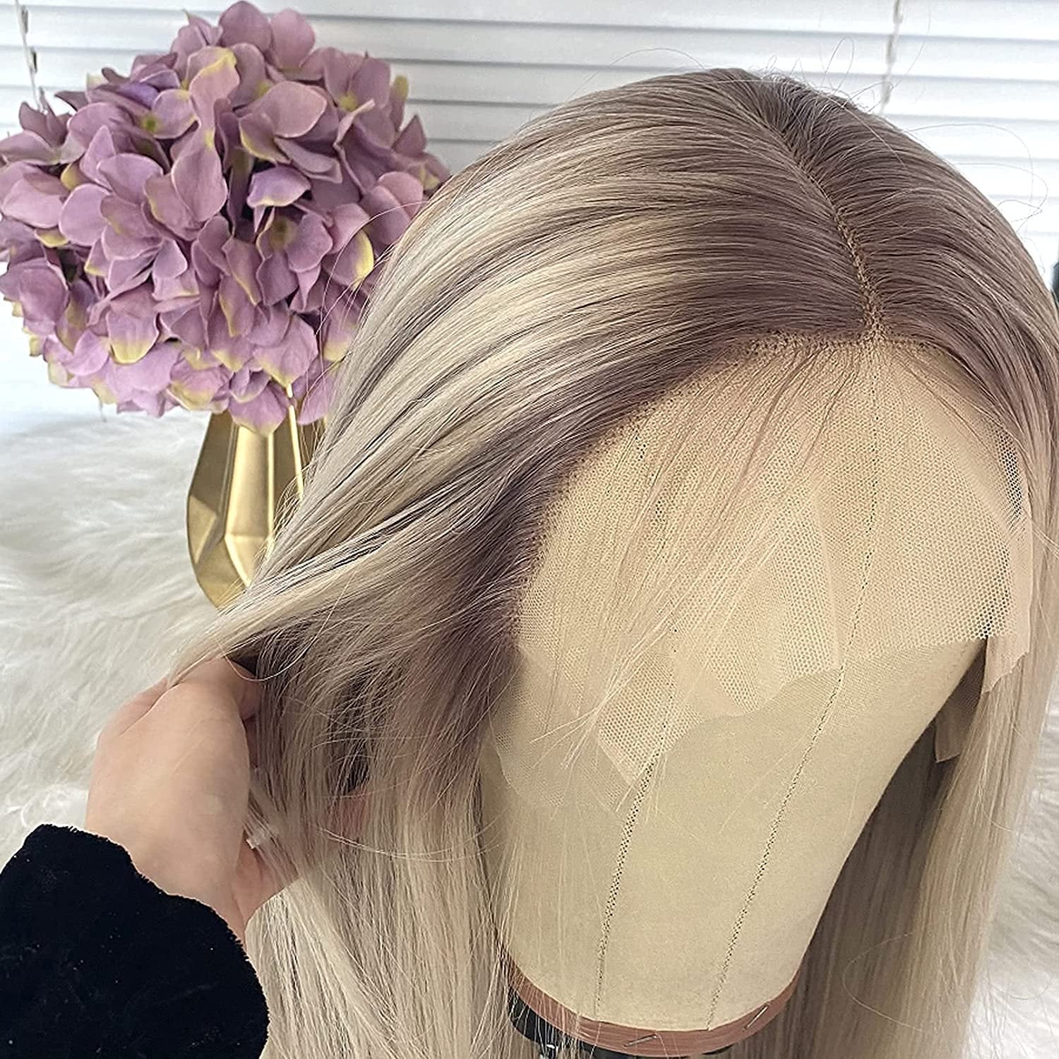Gorgeous Ombre Blonde Synthetic Lace Front Heat Resistant Glueless Straight Synthetic Wig Pre Plucked with Baby Hair 22inch Lace Front Wig