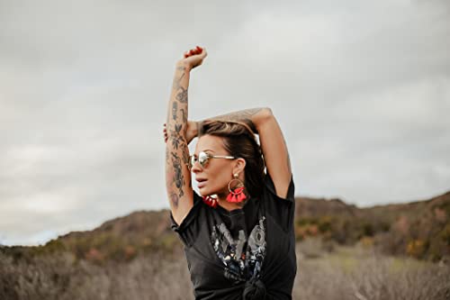 TATTOO JUNKEE Pop the Bubbly Glitter Lava, Golden Nude Non-Sticky Lip Gloss with Ultra-Fine Shimmer Effects, Layer Over Lipstick or Wear Alone, 0.33 Fl Oz