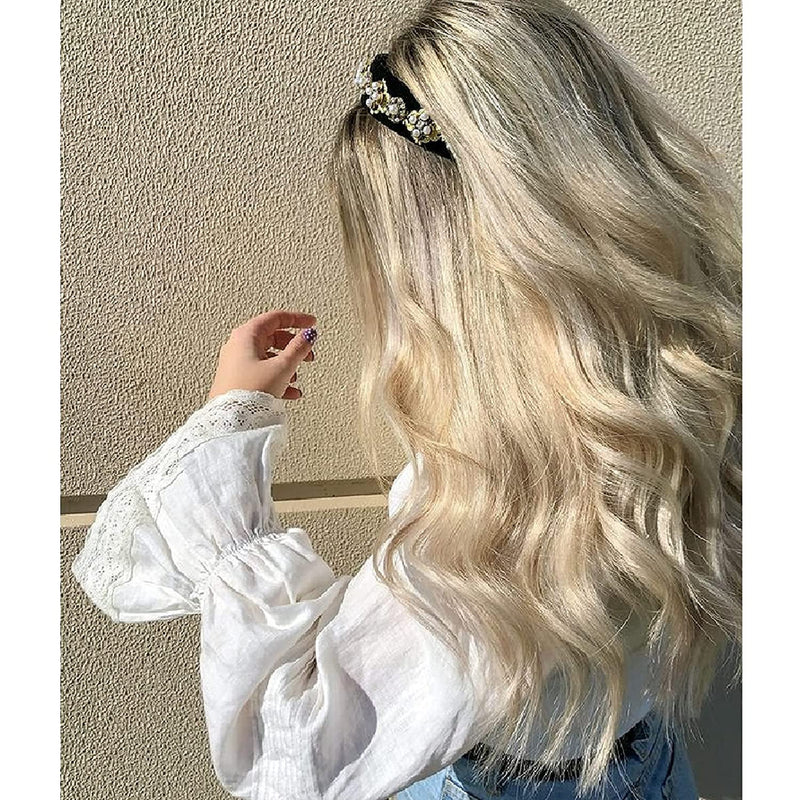 Gorgeous Ombre Blonde Synthetic Lace Front Heat Resistant Glueless Beach Wave Synthetic Wig Pre Plucked with Baby Hair 22inch Lace Front Wig