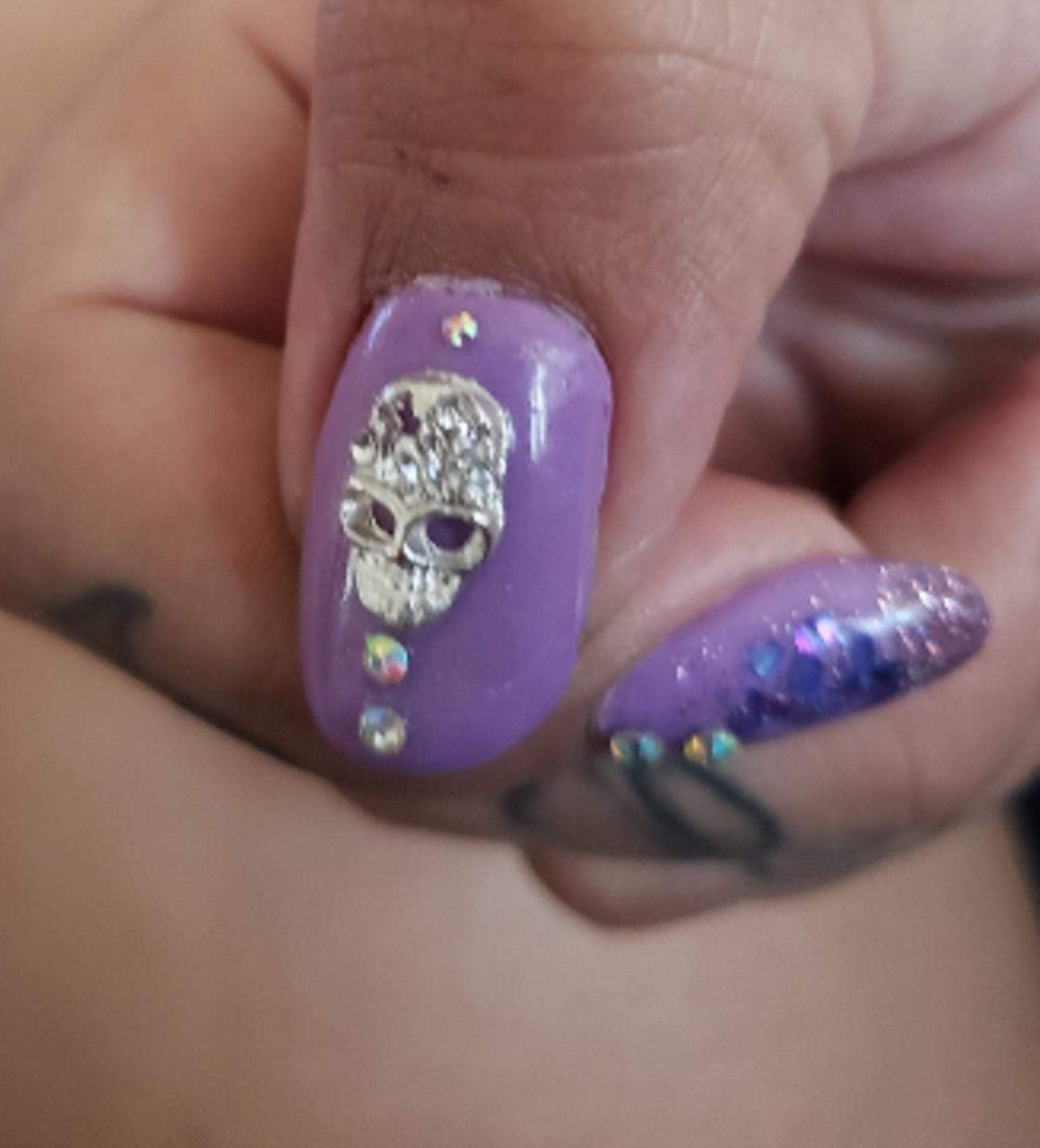 30 Pieces Skull Nail Charms Silver 3D Spider with Rhinestones Skeleton Hand Nail Art Decorations Nail Charms Can Also Use for DIY Crafting