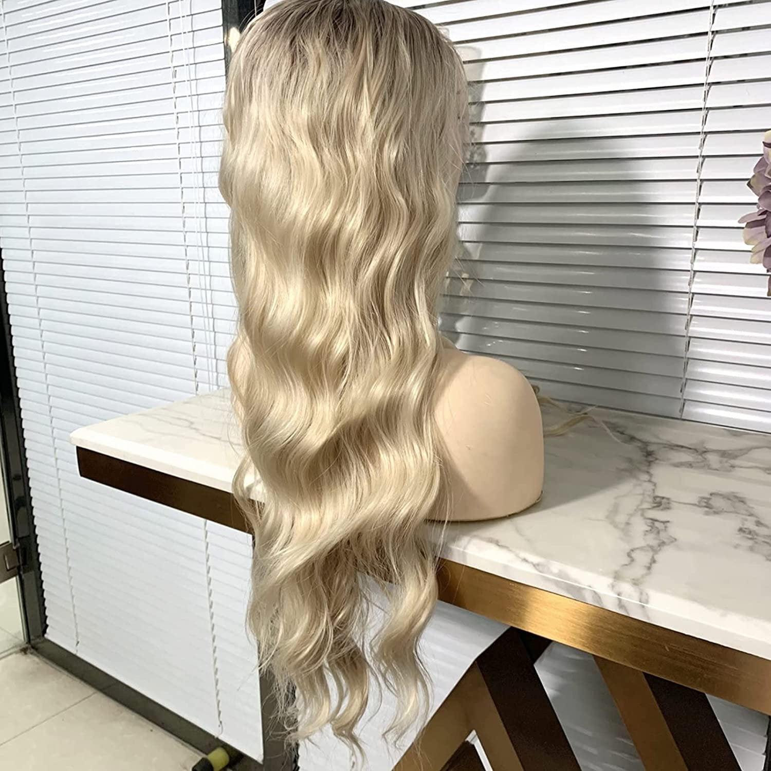 Gorgeous Ombre Blonde Synthetic Lace Front Heat Resistant Glueless Beach Wave Synthetic Wig Pre Plucked with Baby Hair 22inch Lace Front Wig